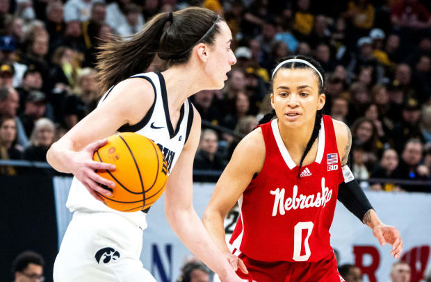 Darian White vs Caitlin Clark 2024 B1G WBB Tournament final Nebraska vs Iowa USATSI_22744151